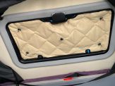 Glashebefenster M im Aufstelldach des Ford Nugget mit Thermoverdunklung