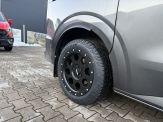 Ford Nugget mit 18" Felge