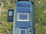 130-Watt Solarpanel mit Regler im Ford Nugget Hochdach