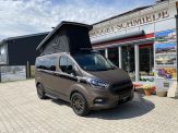 Ford Nugget mit brauner Felge